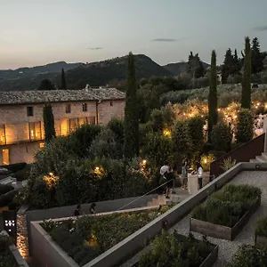 nun-relais-and-spa-museum.hotels-perugia.com/
